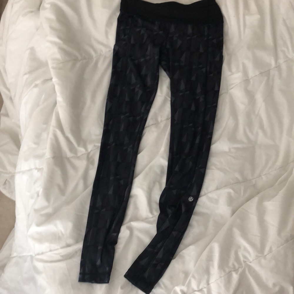 Lululemon pants -size 4